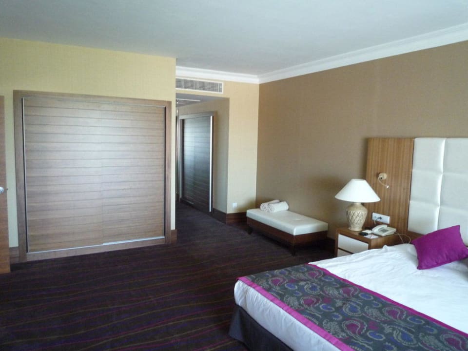 Schlafzimmer aus Balkonsicht Sirene Belek Hotel