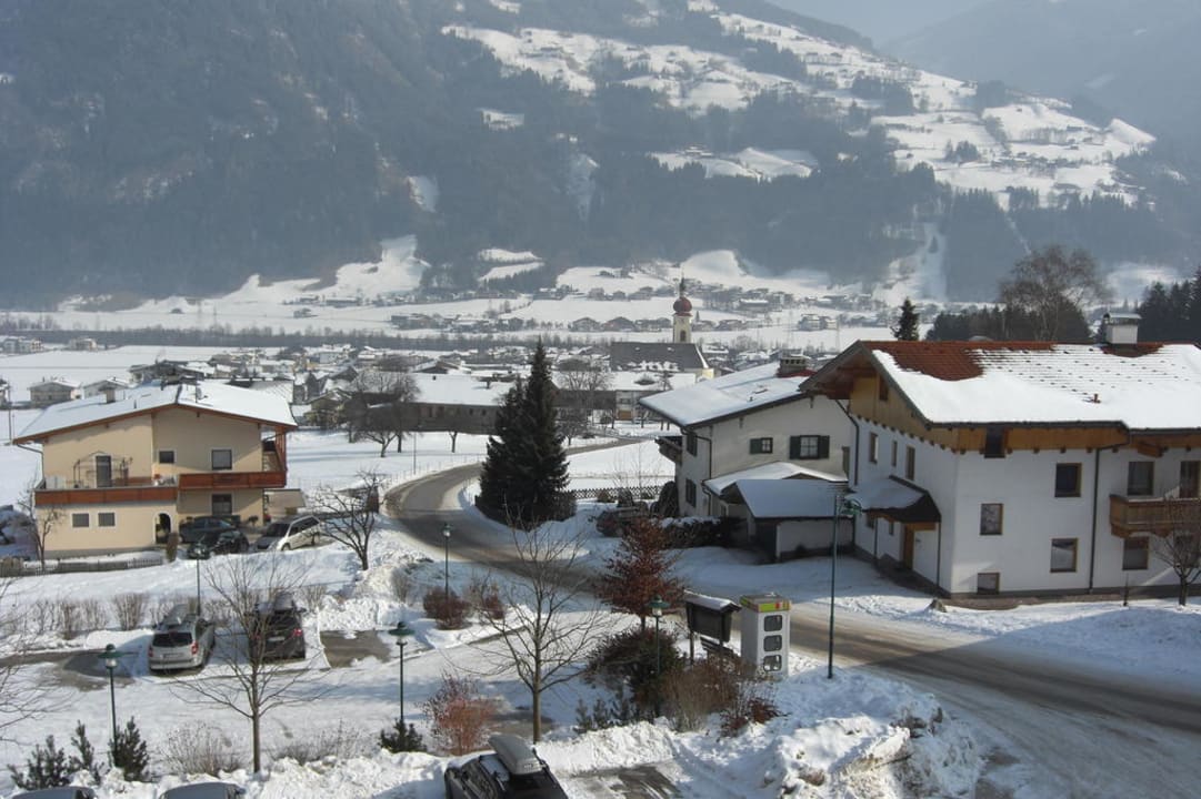 Blick vom Zimmerbalkon Platzlhof - Mein Hotel im Zillertal