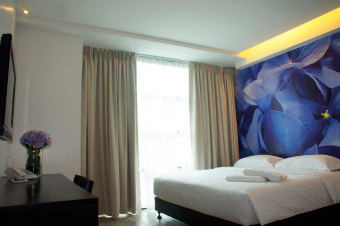 Deluxe Room V Garden Hotel