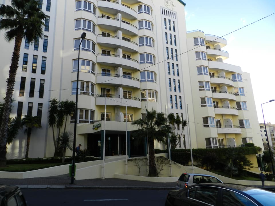Hoteleingang Jardins d'Ajuda Suite Hotel