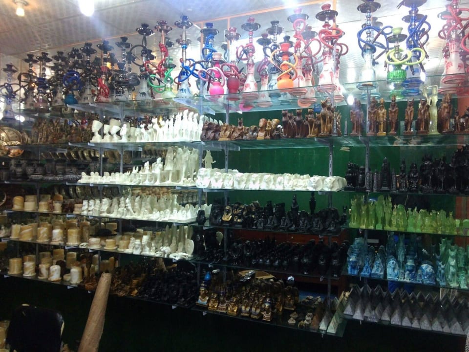 Souveniers zu guten Preisen Three Corners Happy Life Beach Resort