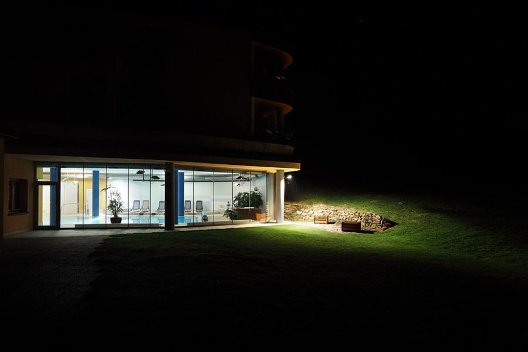 Noční bazén Hotel Ostrov