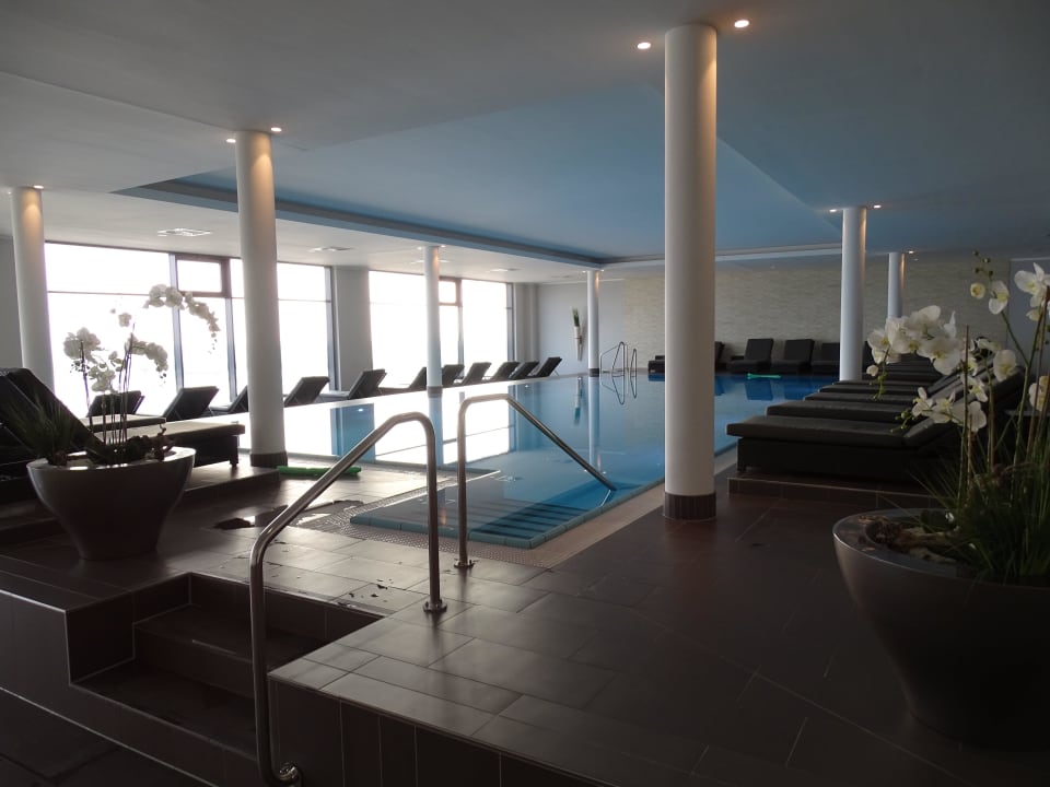 Pool schön groß Hotel Bayside