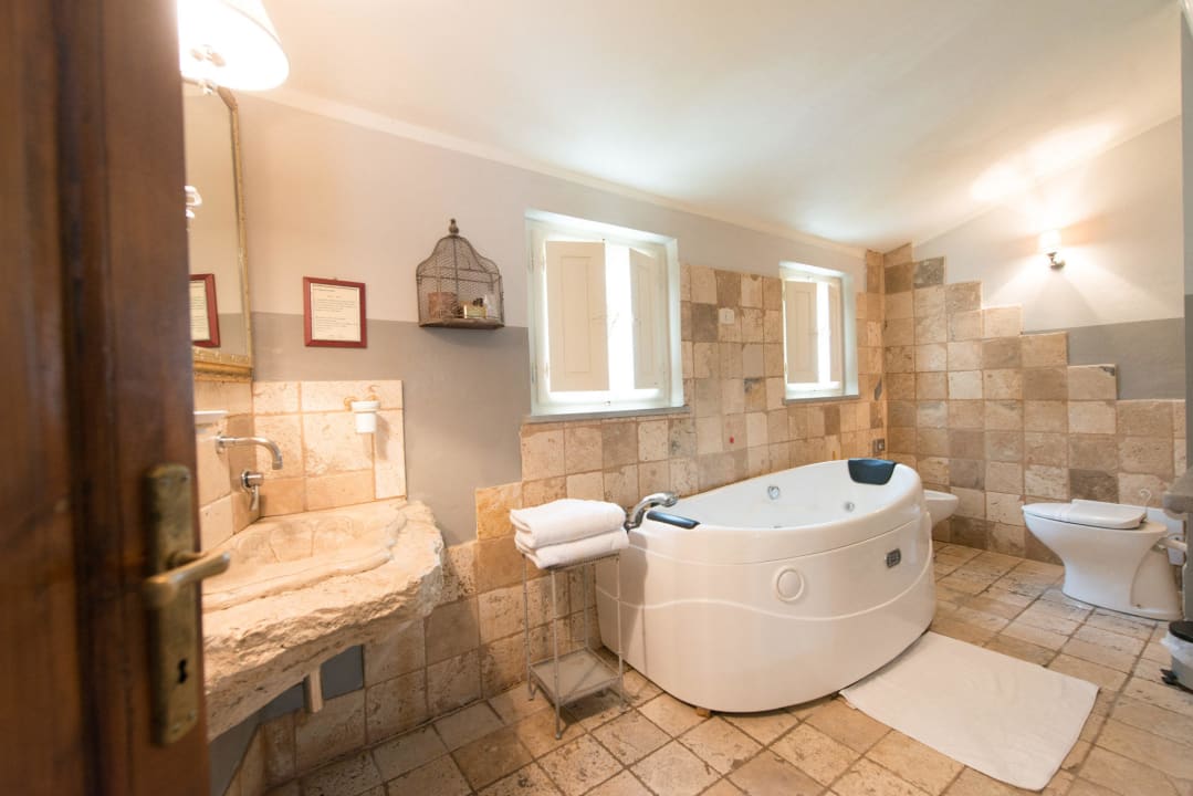 Bagno Hotel Antica Residenza I Capricci Di Merion