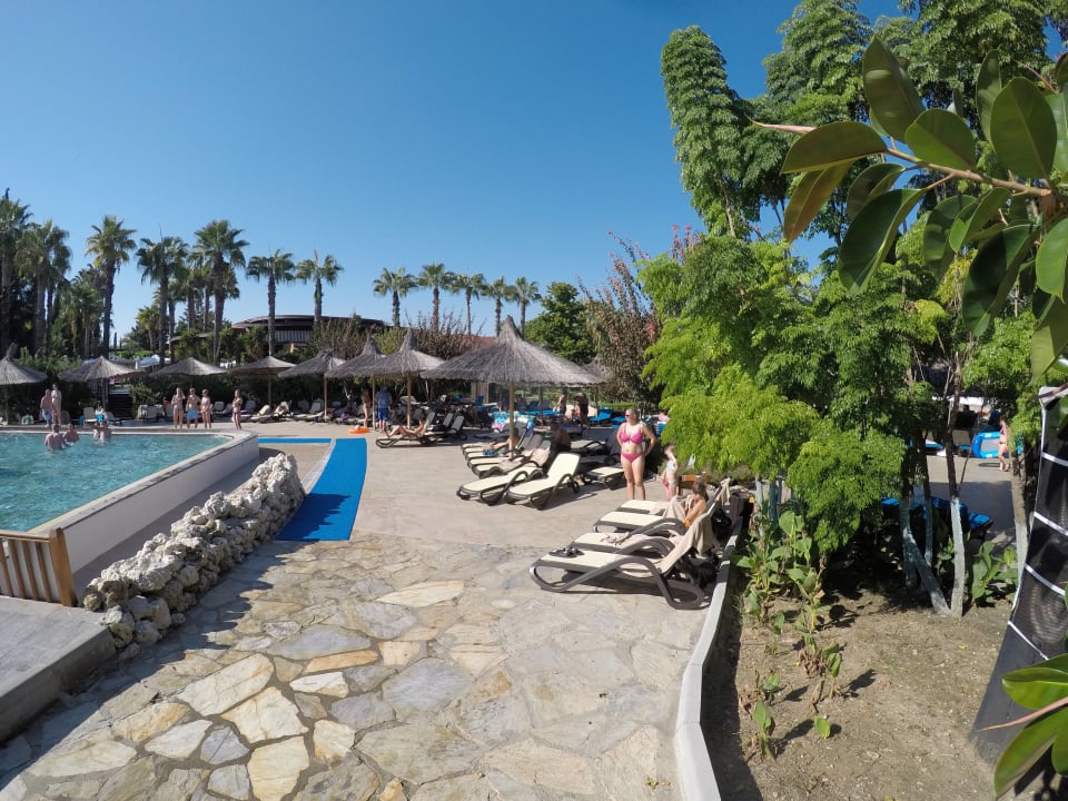 Pool Club Grand Side