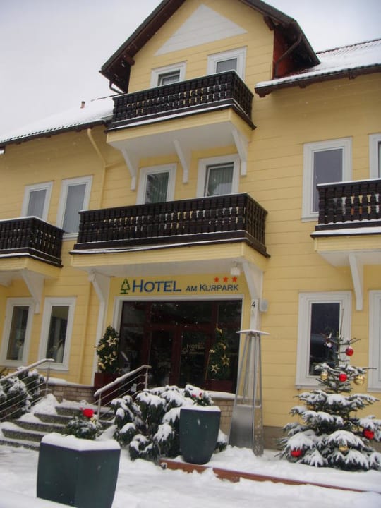 Hoteleingang Hotel Am Kurpark