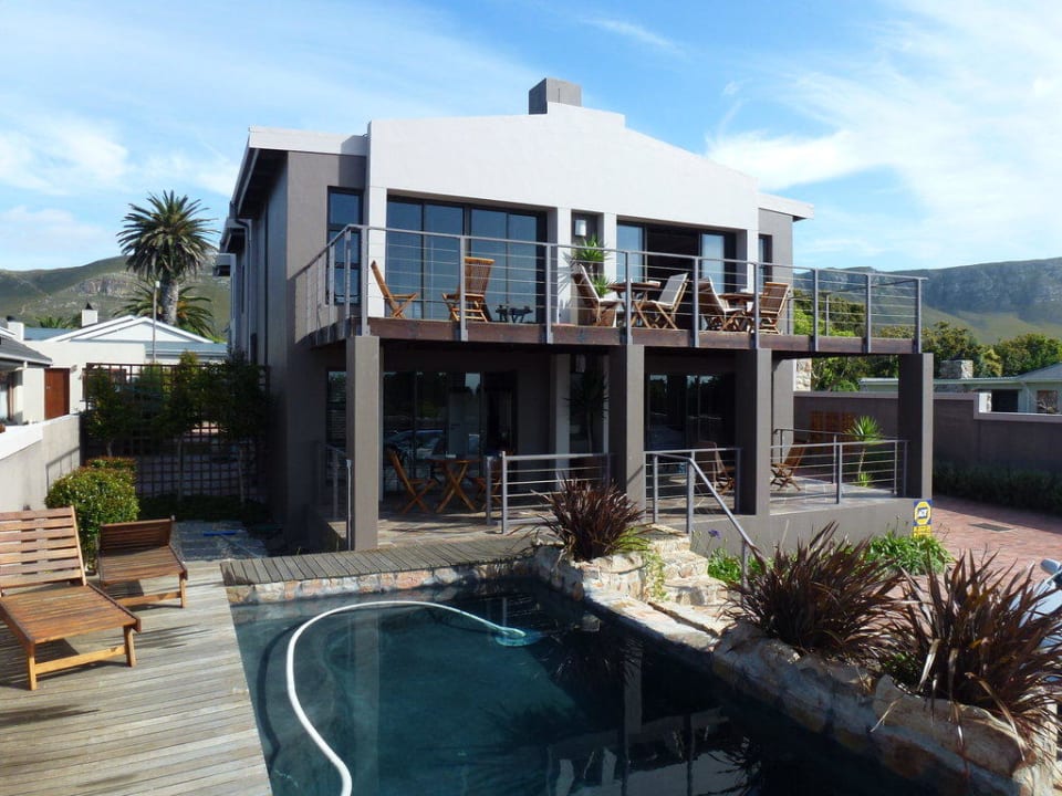 Whale Away Guesthouse Whale Away Guest House