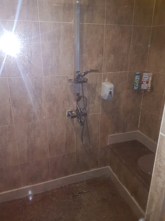 Tolle Dusche 100er Bereich  Pickalbatros Alf Leila Wa Leila Resort - Neverland Hurghada