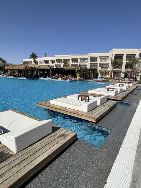 Pool Steigenberger Resort Ras Soma