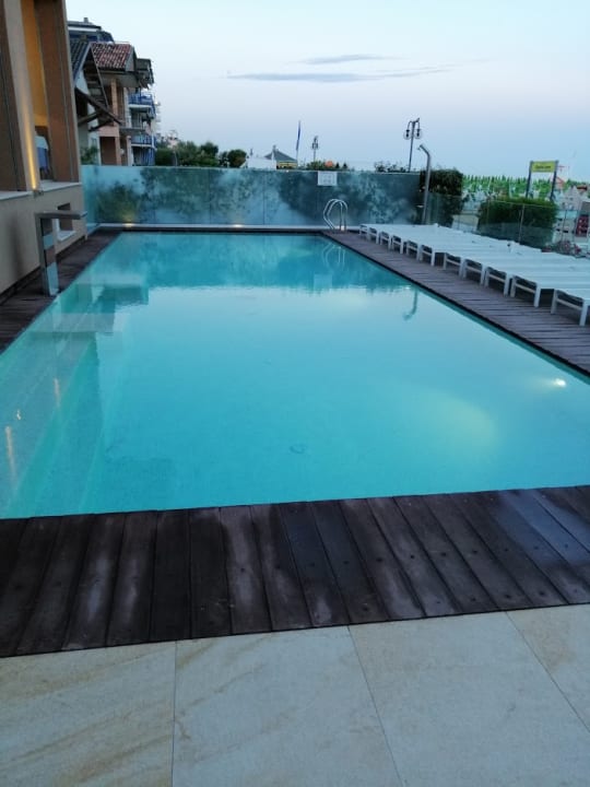 Pool Hotel Ancora