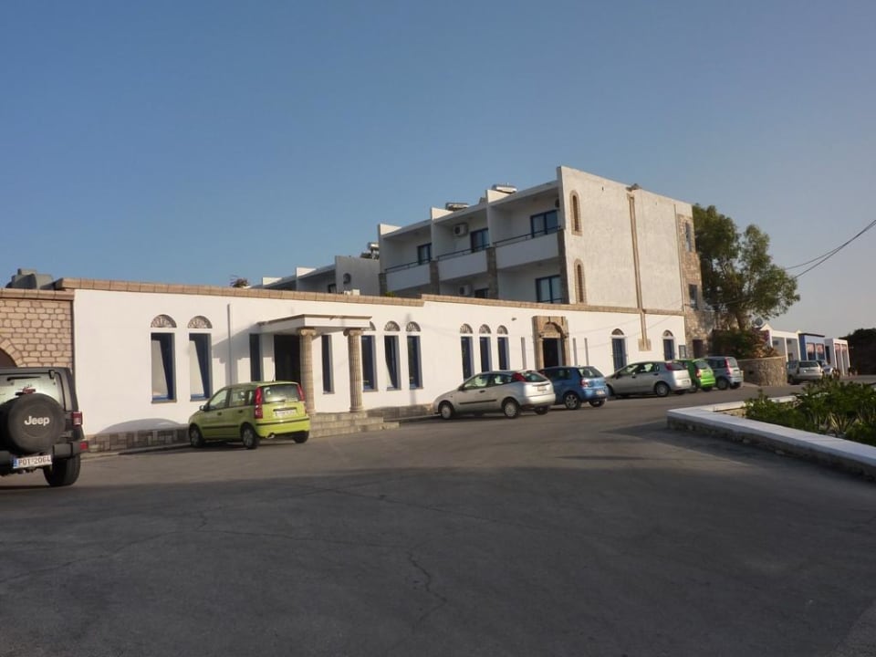 Hotel z zewnatrz Ekaterini Hotel
