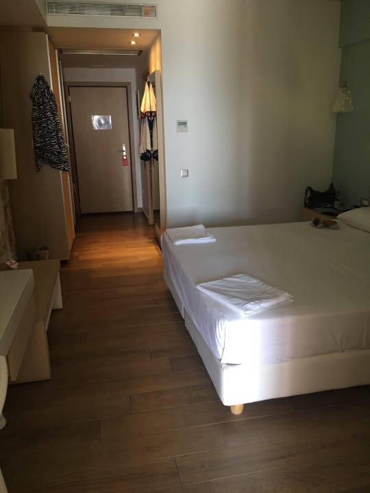 Zimmer alltoura Club Hotel Porto Angeli Beach Resort