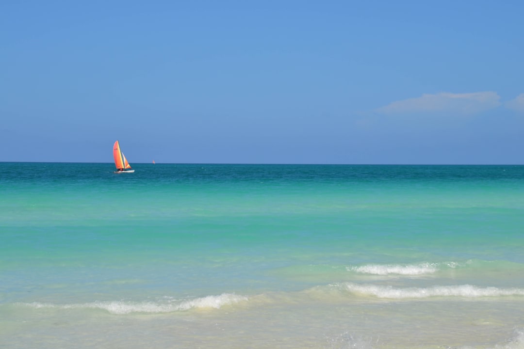 Türkisblaues Meer Royalton Cayo Santa Maria