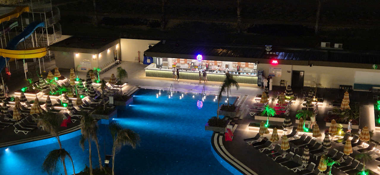 Pool PALEMON Resort& Spa