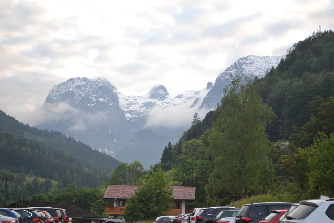 Blick richtung Hintersee Berghotel Rehlegg