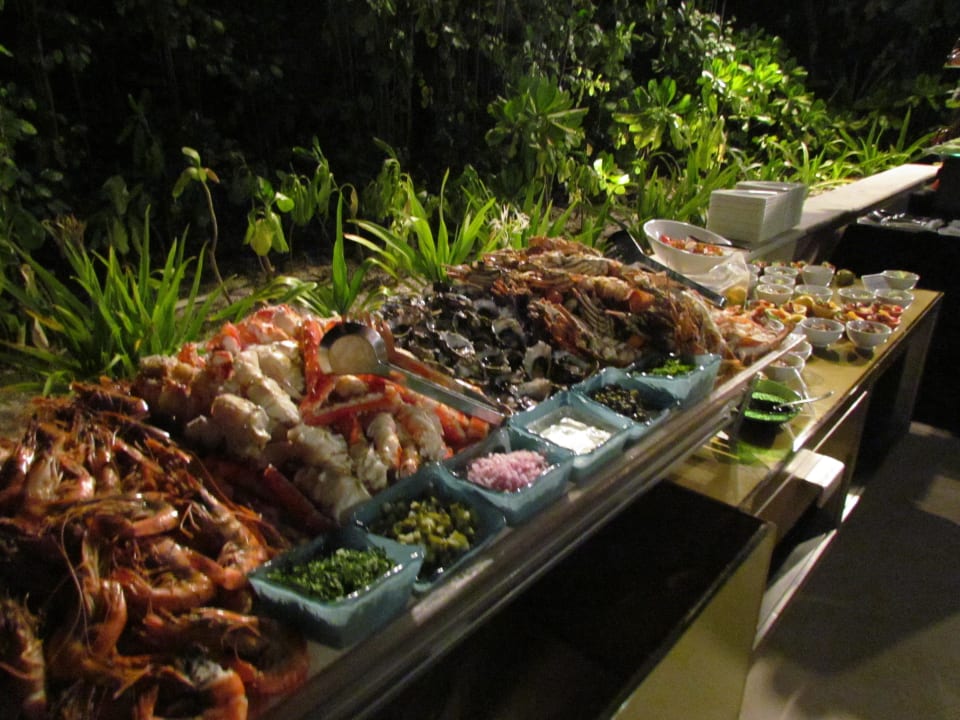 Champagne & Lobster Conrad Maldives Rangali Island