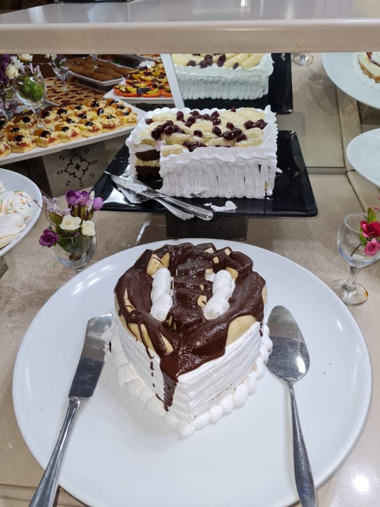 Gastro Side Breeze Hotel