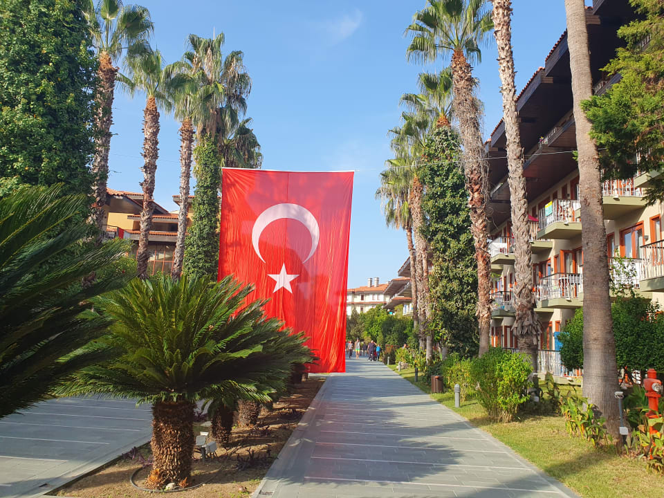 Gartenanlage Club Grand Side