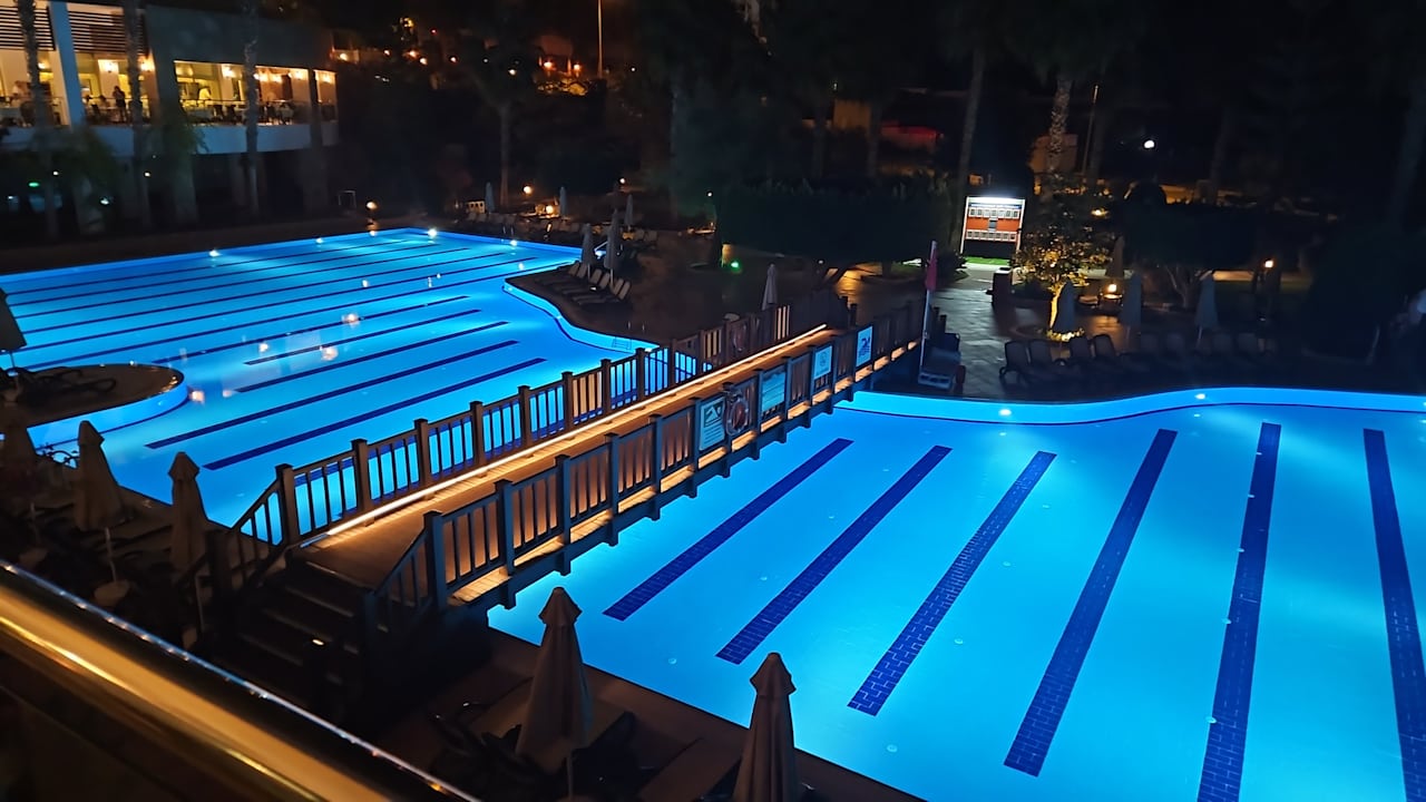 Pool Alba Royal Hotel