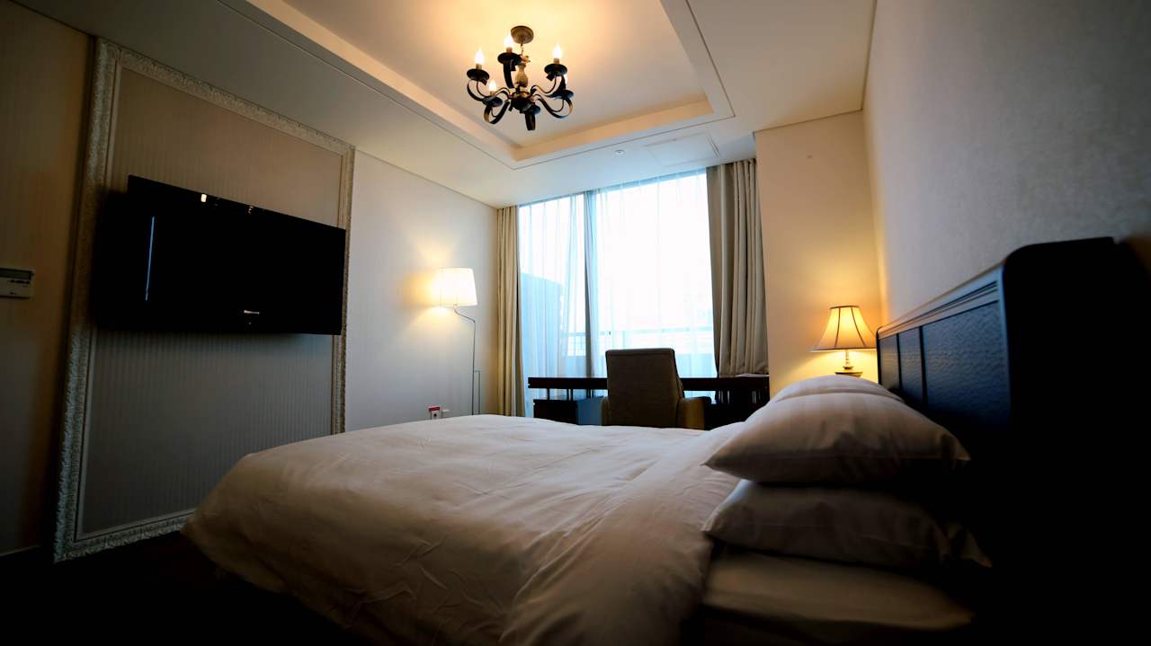 Suite room Sunset Business Hotel