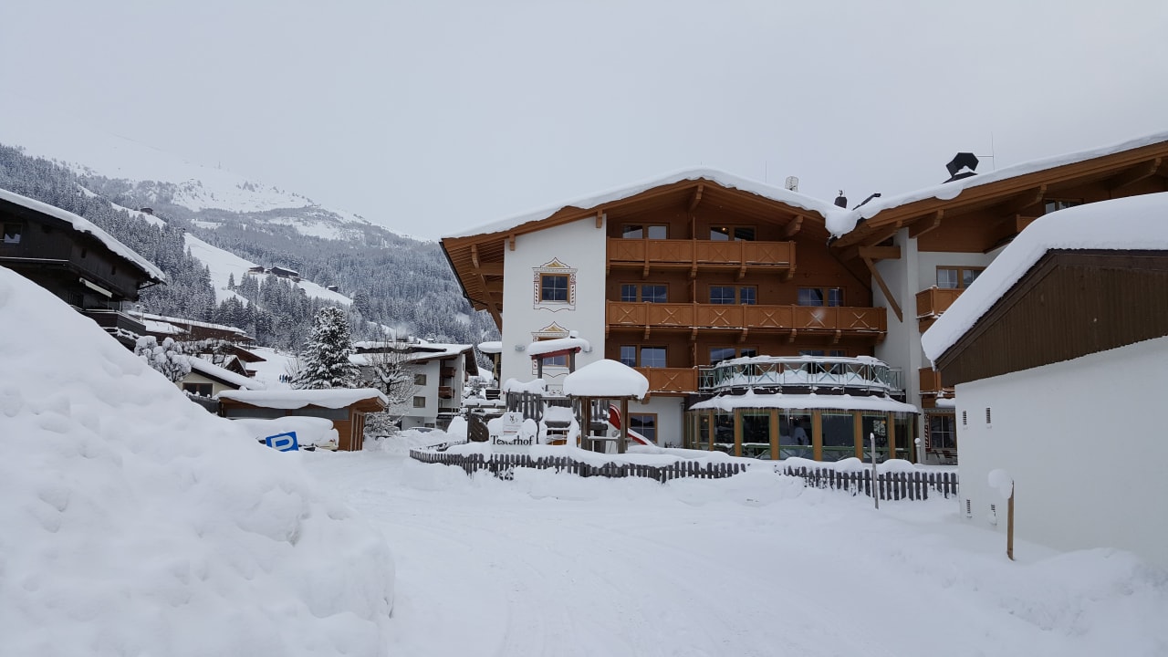 Außenansicht Kinderhotel Testerhof