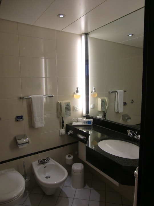 Badezimmer Maritim Hotel Frankfurt