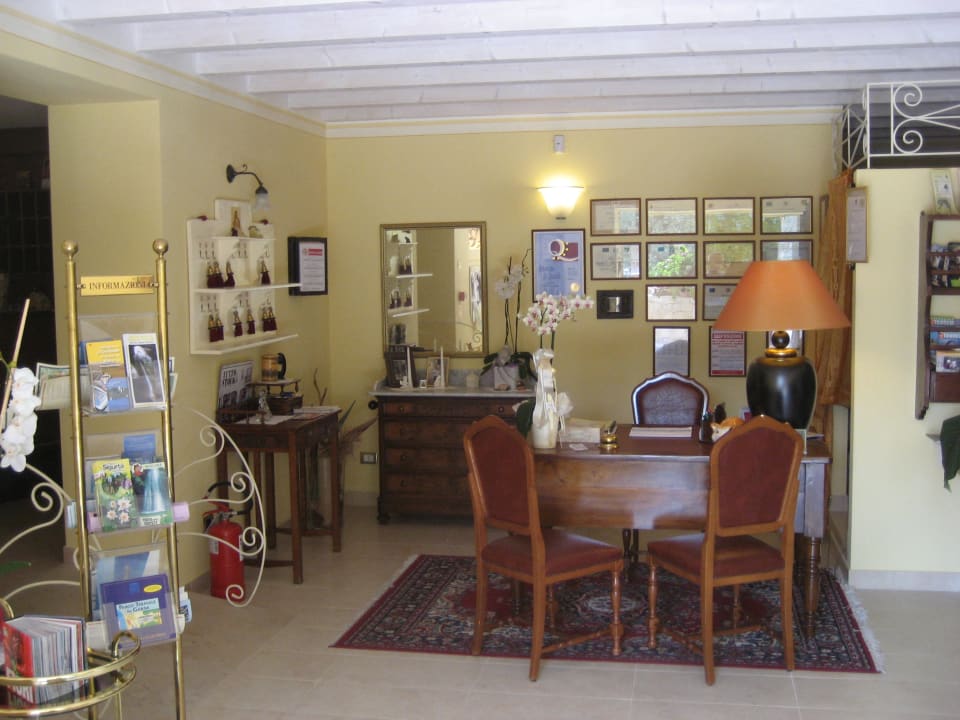 Rezeption Hotel Al Caminetto