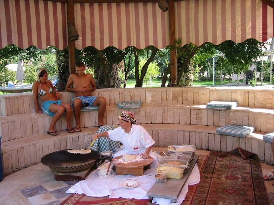 Einladung zum Mittagssnack Asteria Collection Side