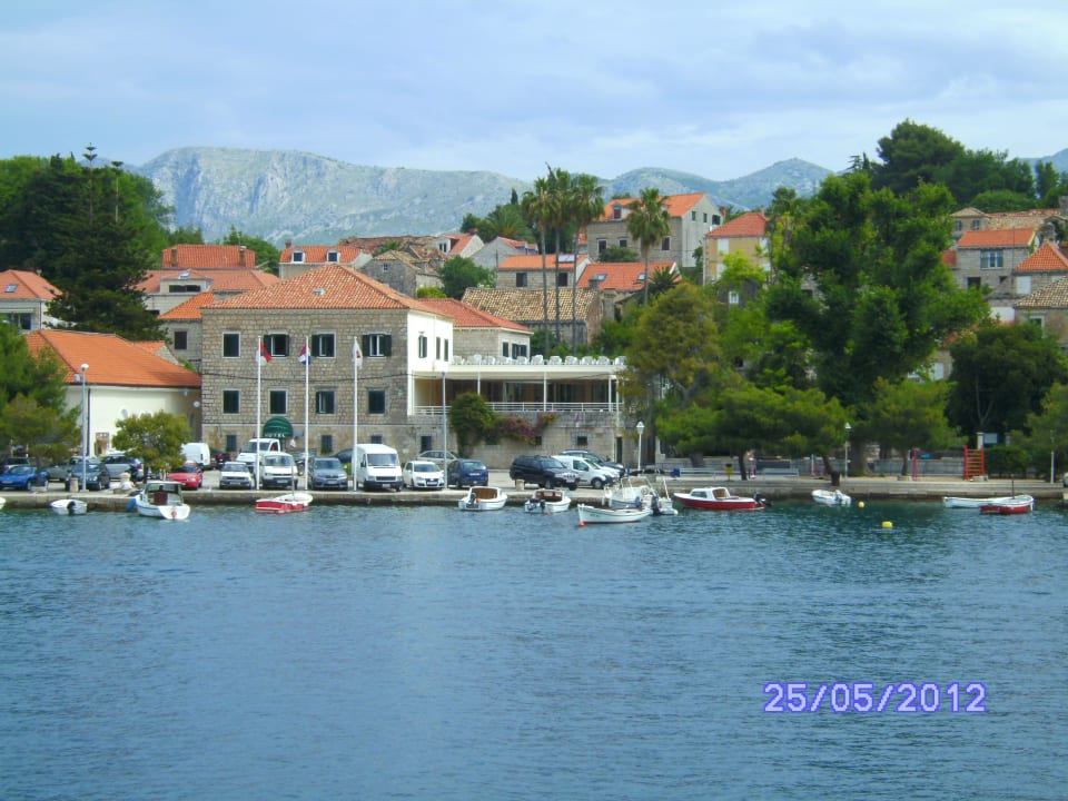 Hotelansicht vom Wasser aus Hotel Supetar Cavtat