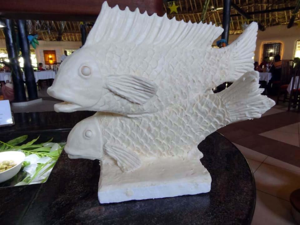 Schnitzkunst Hotel Southern Palms Beach Resort