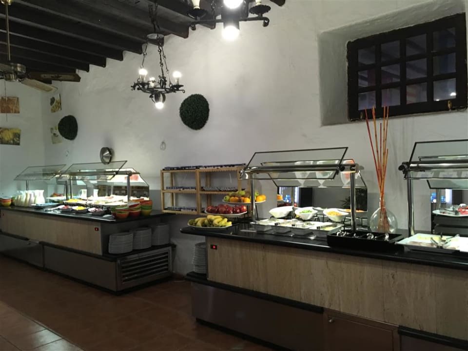 Restaurant, Buffet Hotel Sands Beach Resort