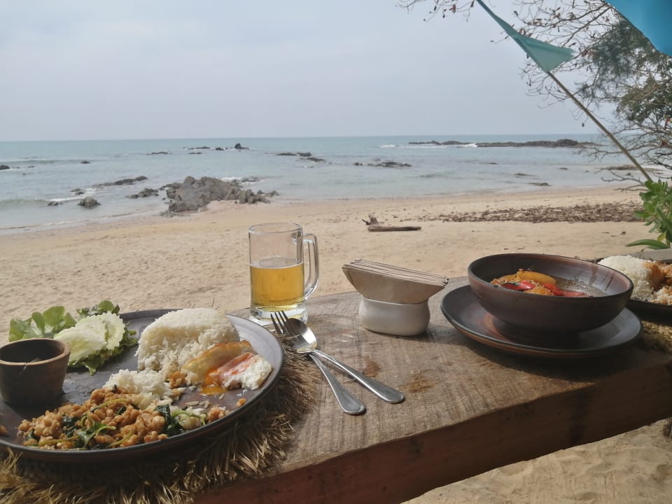 Strand Ocean Breeze Resort