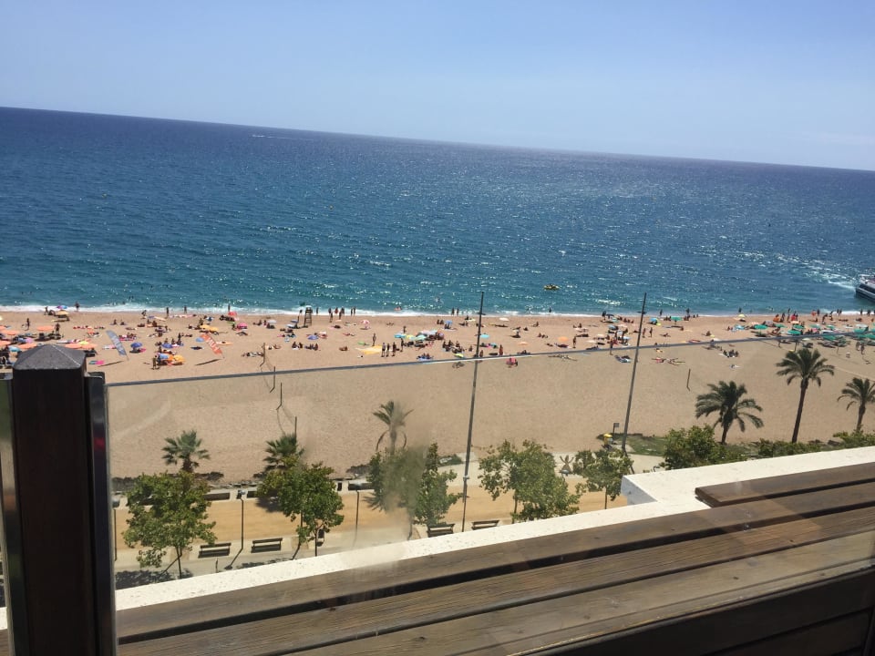 Blick vom Dach Hotel GHT Maritim