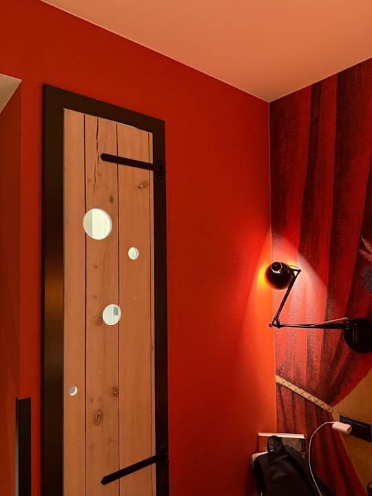 Zimmer 25hours Hotel Wien beim MuseumsQuartier