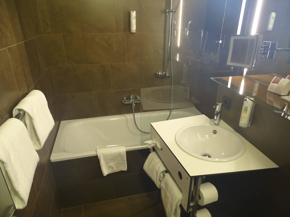 Bad Four Points Flex by Sheraton Vienna Hauptbahnhof