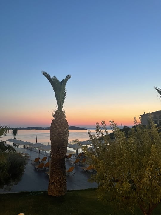 Ausblick Akrathos Beach Hotel