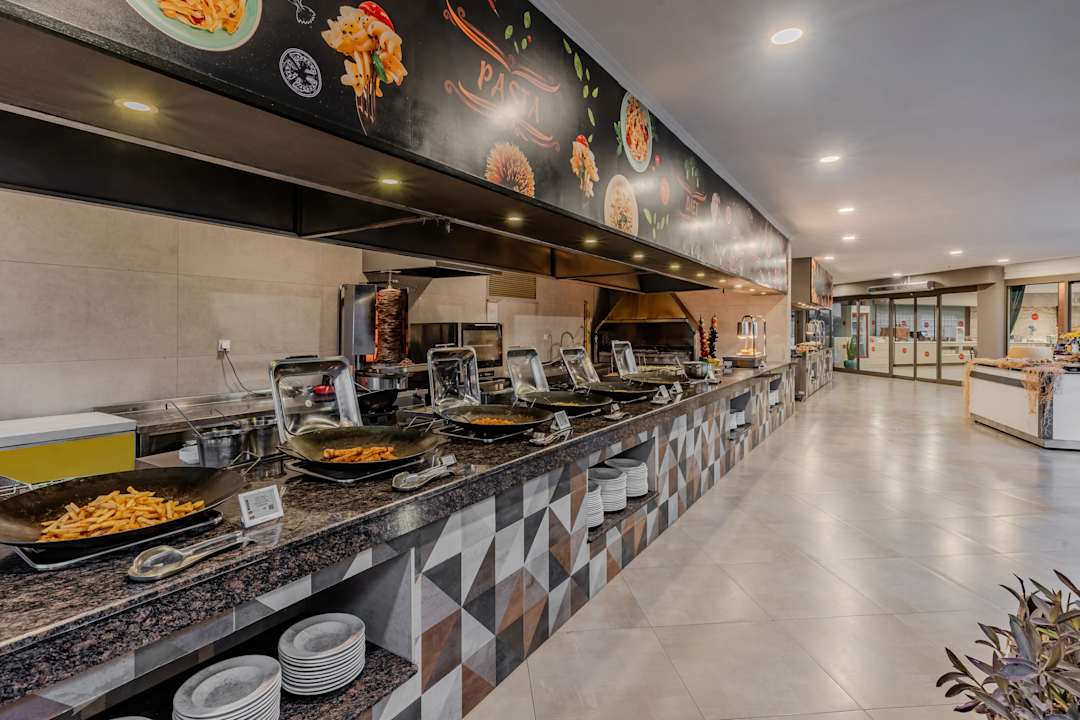 Gastro Justiniano Deluxe Resort