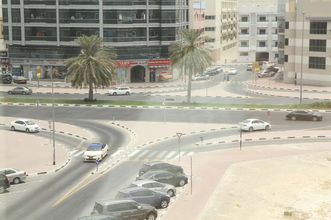 Widok Holiday Inn Bur Dubai - Embassy District