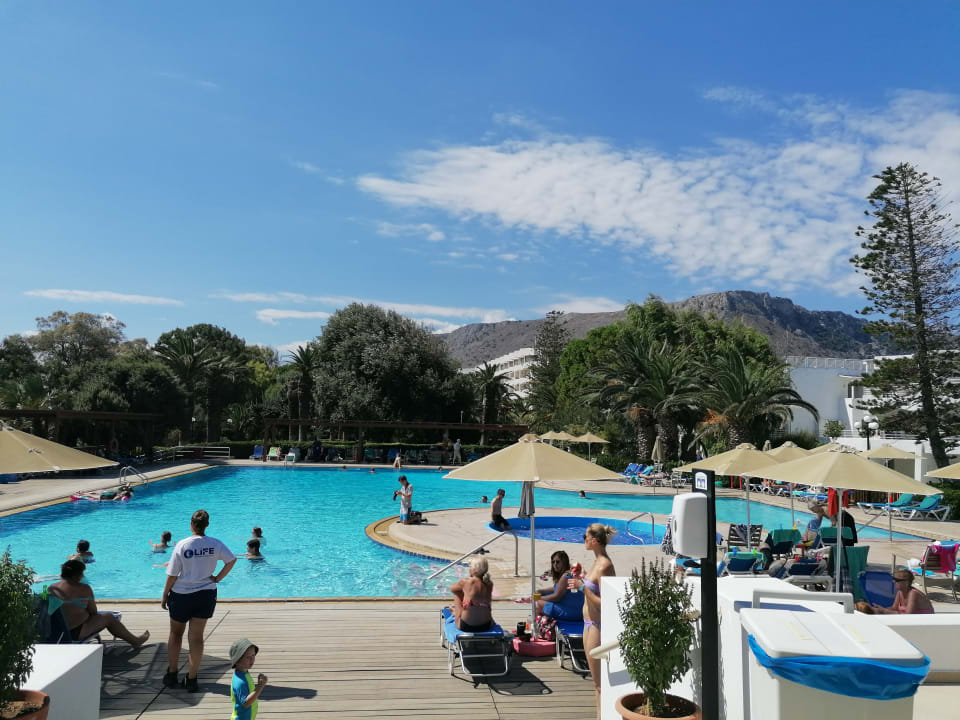 Pool Apollonia Beach Resort & Spa