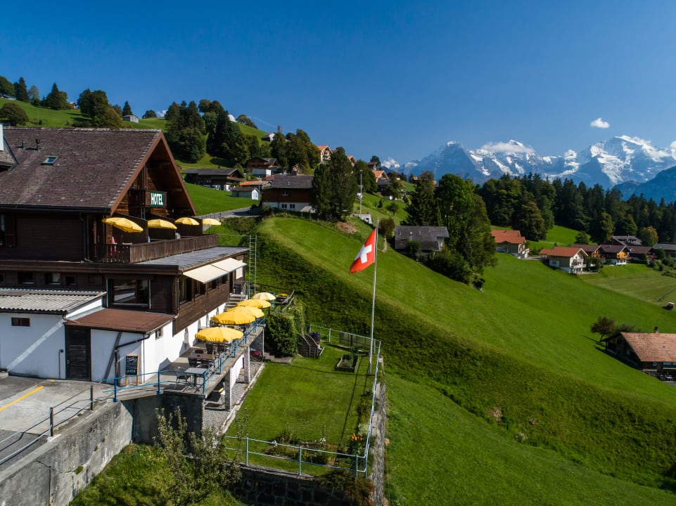 Außenansicht Hotel FASSBIND Beausite Beatenberg