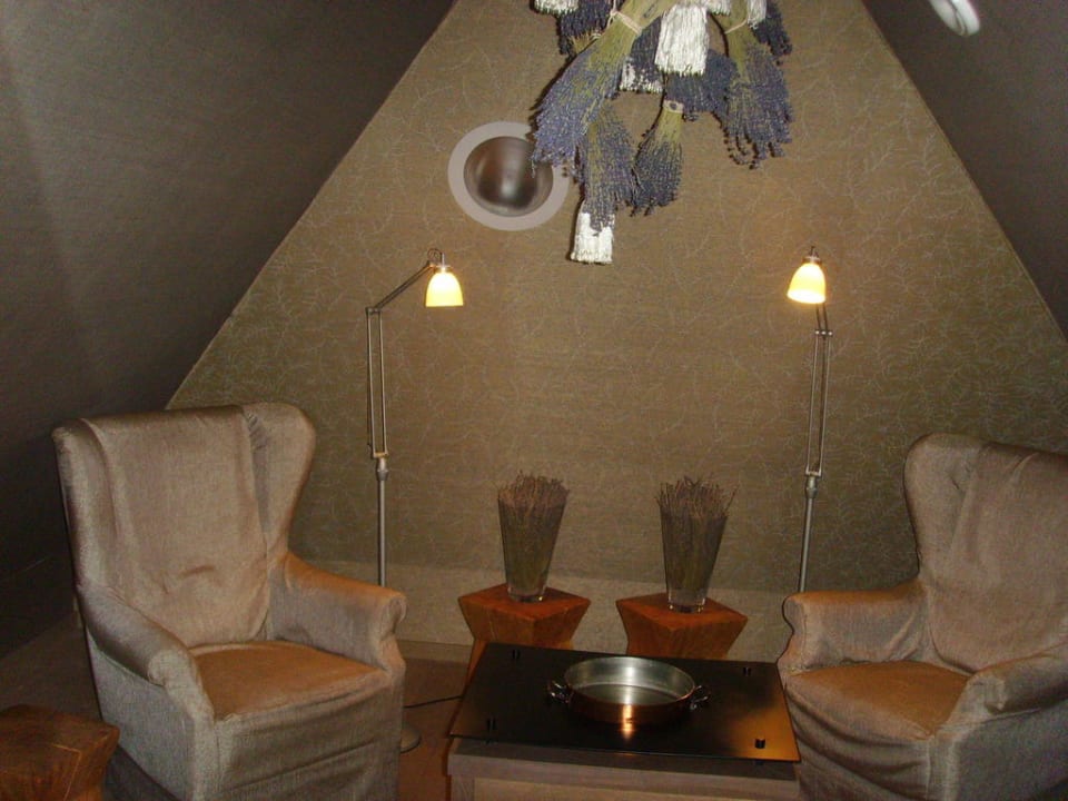 Kräuterkammer mit Sitzgelegenheit Hotel Ritter Durbach
