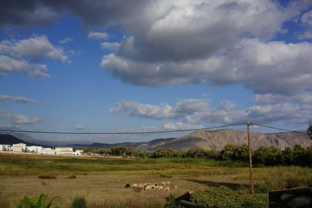 Ausblick von unserer Terrasse.  HARPIN Georgioupolis Resort Aquapark & SPA