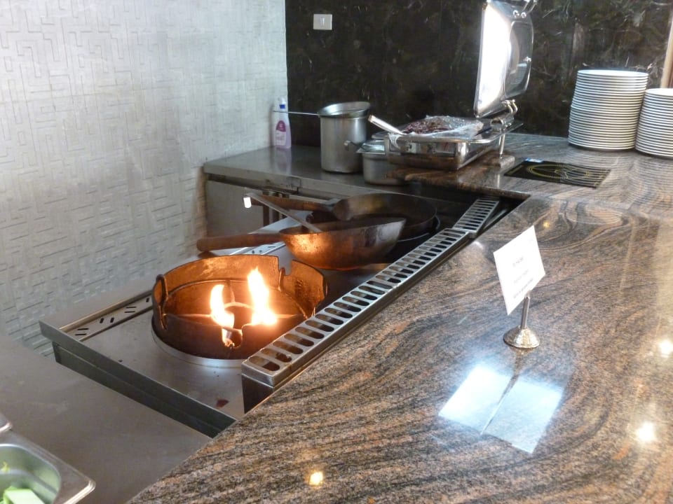 Gastro Serenity Alpha Beach