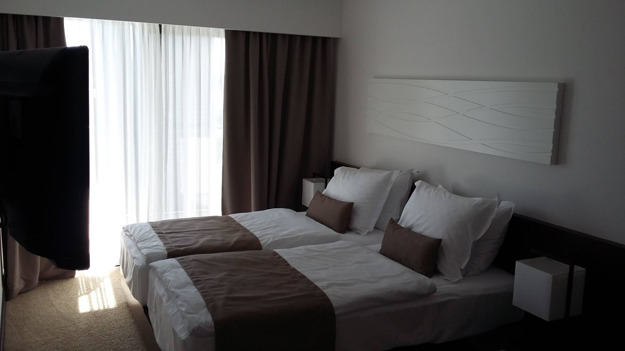 Schlafraum der Suite Hotel Parentium Plava Laguna