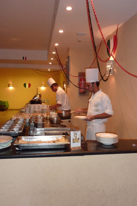 Italienisches Buffet Stella Beach Resort & Spa Makadi Bay