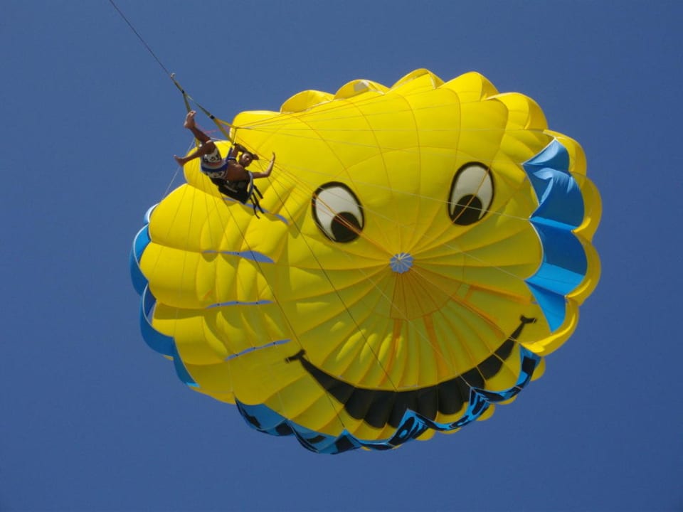 Ab in die Wolken Club Turtas Beach Hotel