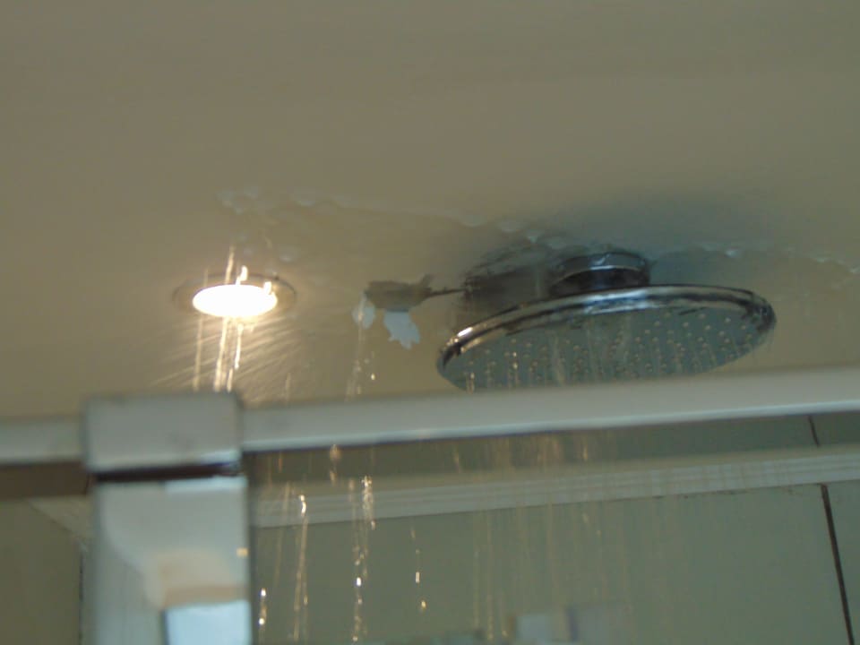 Zimmer Crowne Plaza Nairobi Airport