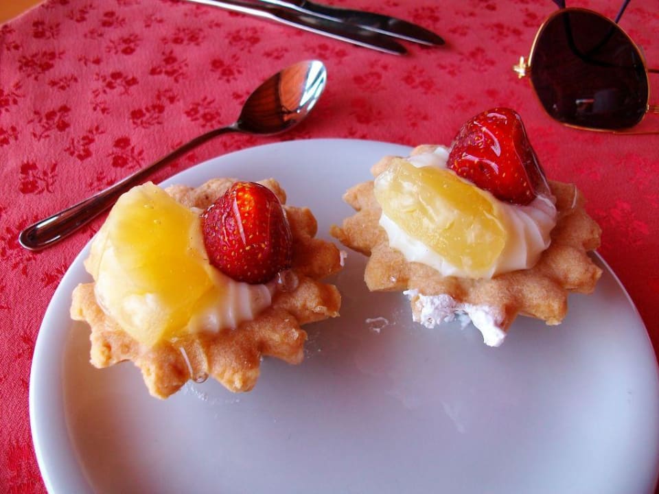 Eine lecker Nachspeise Club Grand Side