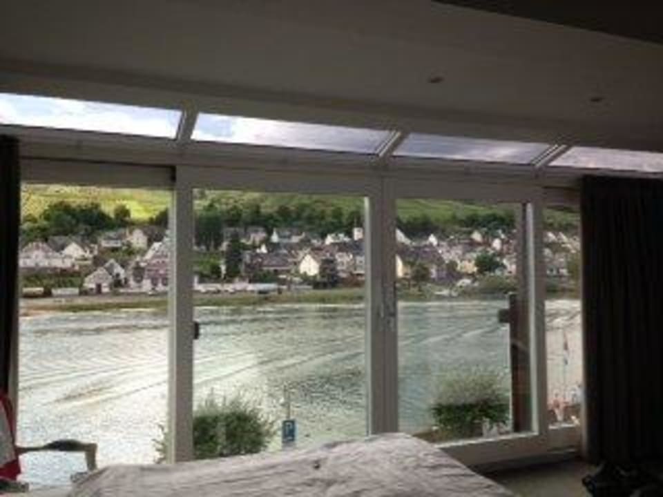 Aussicht / Zimmer mit franz.Balkon Hotel Zum Günen Kranz