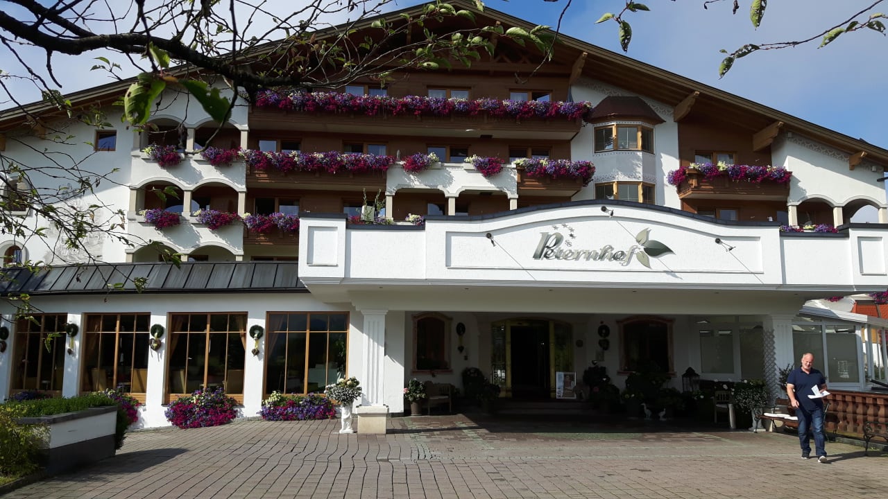 Hauptgebäude  Wohlfühlresort Peternhof
